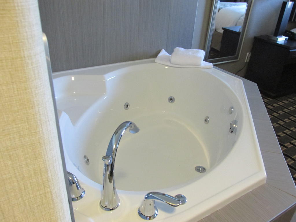 Sigma Inn & Suites Melville Chambre photo